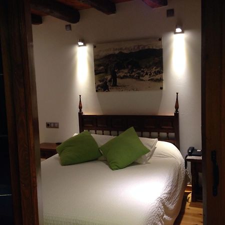 Hotel Can Borrell Meranges Habitación foto